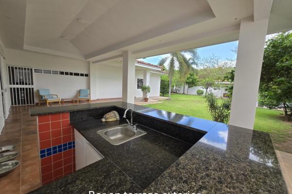 Palmeras del golf 495,000 neg. close to beach and