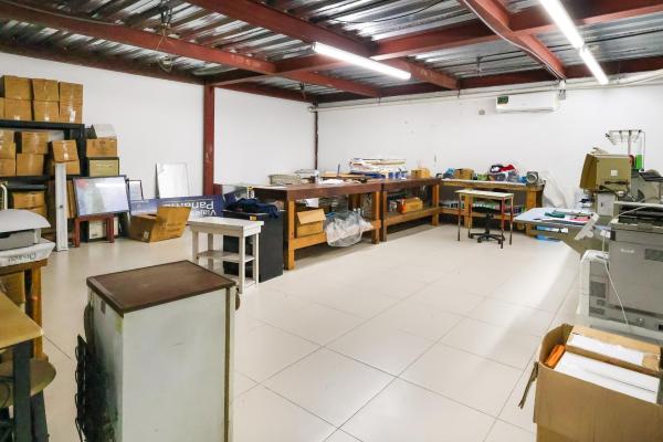 Warehouse for sale in parque lefevre