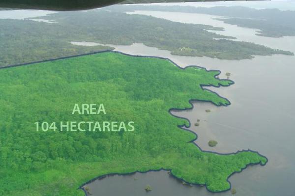 Terreno en isla cristobal,bocas del toro, de 100 hectareas.