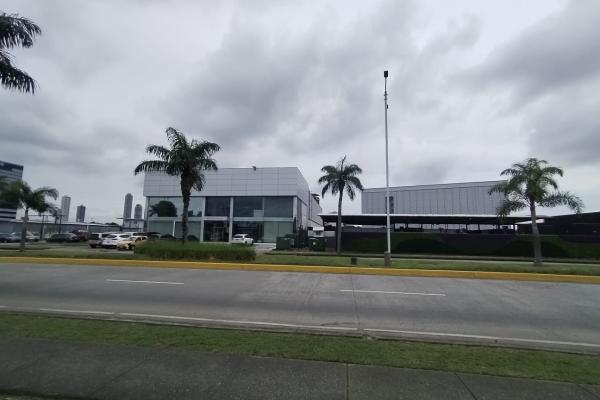 Venta de terreno en santa maria business district