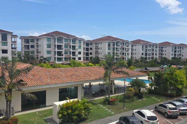 Venta de apartamento en ph costamare, costa sur