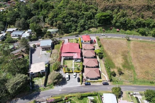 Fantastic & successful downtown boquete hotel