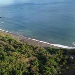 Oceanfront and forest land in mariato