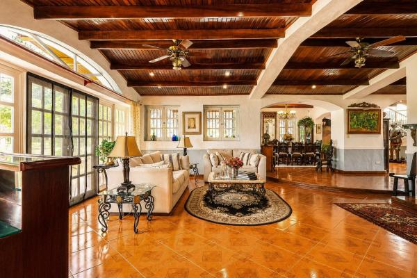 Venta de residencia tipo hacienda con ríos y senderos vía al valle de antón