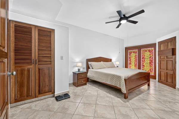 Condominio exclusivo en el tercer piso en valle escondido boquete