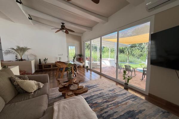 Casa privada con piscina y amplio terreno en coronado