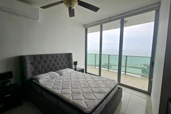Apartment with sea views in ph allure
