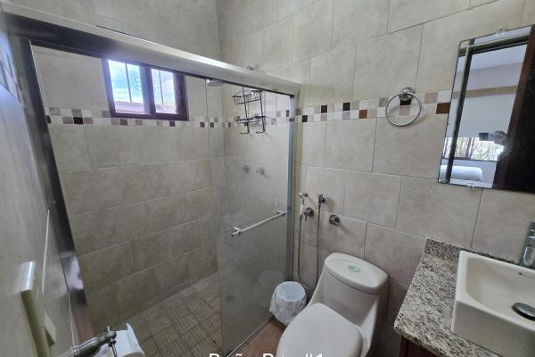 Golf palm trees 525,000 neg near serene beach