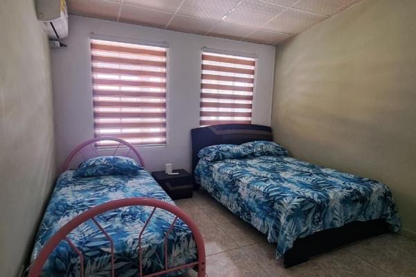 House with pool large lot nueva gorgona panama