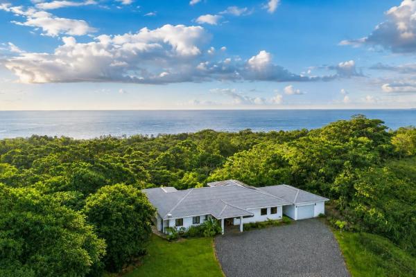 Casa con vista al mar en morrillo heights, veraguas