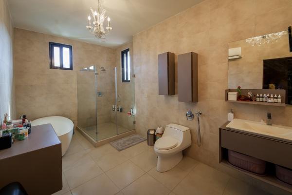 Venta de casa en ph embassy club, clayton