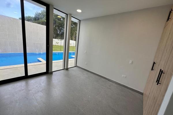 Casa en playa coronado 396k acceso a cancha golf etapa final construcción