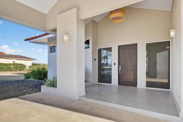 Casa moderna con vista al mar en andromeda estates pedasi