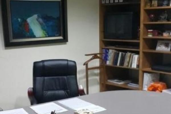 Venta o alquiler de edificio comercial en via porras
