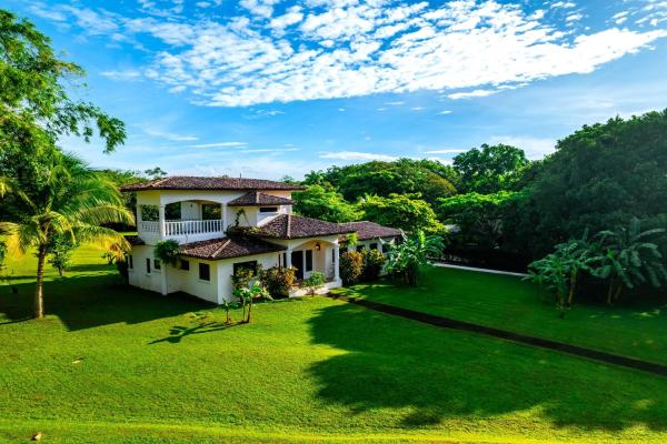 4 bedroom house for sale at rincon beach estates