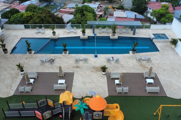 Ph bahia del golf/3 bedrooms/balcony/cabin