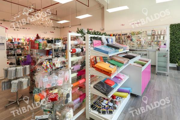 Commercial premises in bella vista
