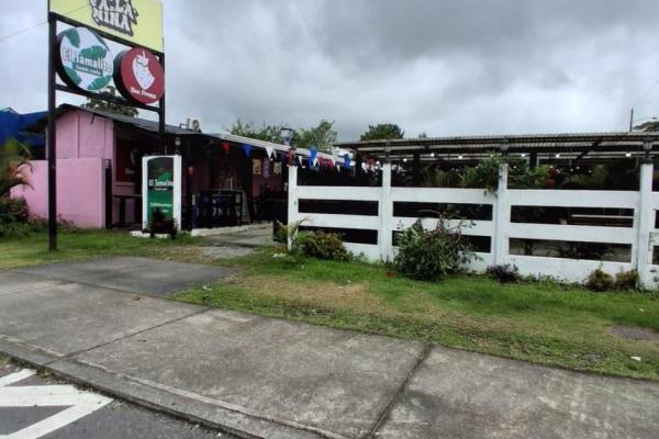 Lote de terreno de esquina en calle principal de volcán centro