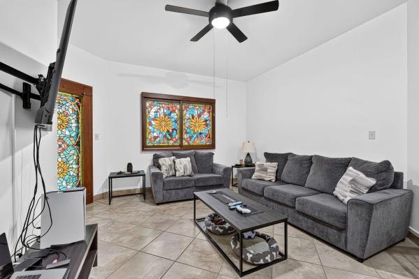 Condominio exclusivo en el tercer piso en valle escondido boquete