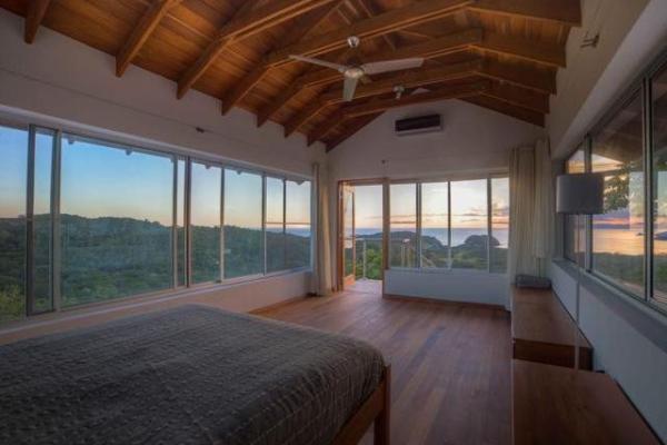 Lujosa casa en playa venao