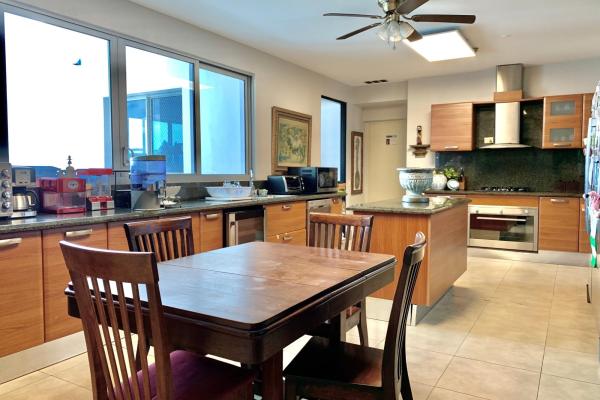 Apartment for sale in ph ten tower costa del este
