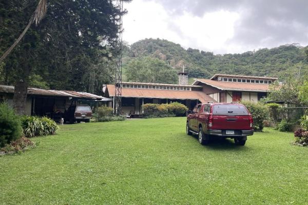 Beautiful park property in high-altitude location