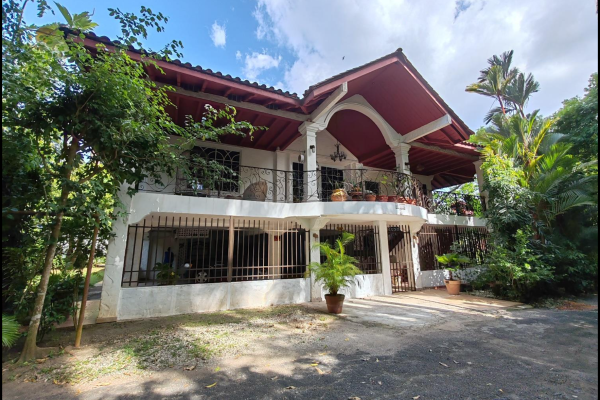 Venta de casa en albrook