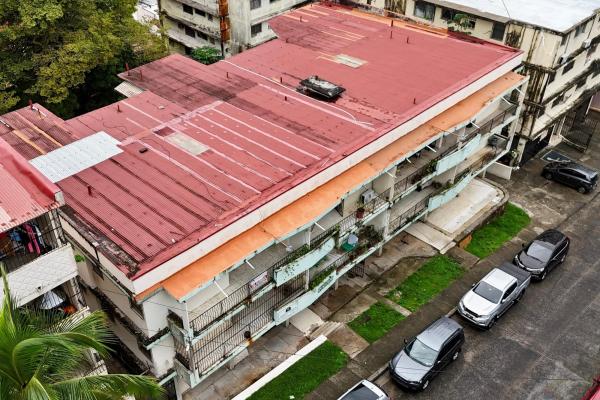 Selling two rented apartment buildings in perejil