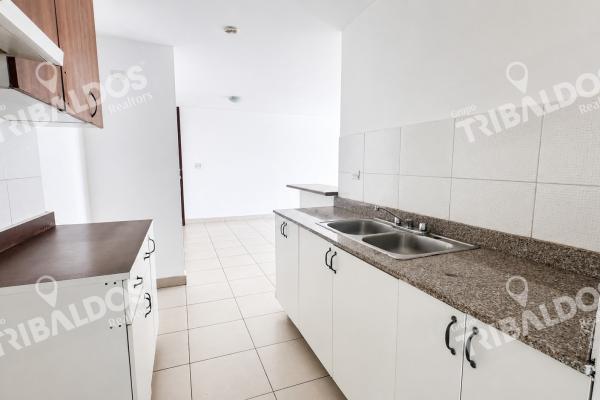 Apartamento en venta en transístmica de 2 recámaras – ph central park
