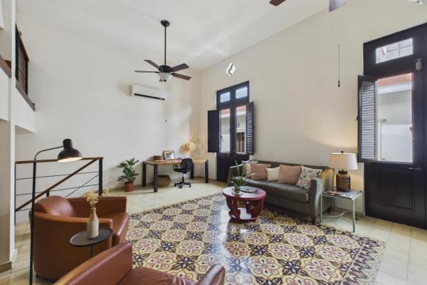 El refugio del narrador: un loft romántico de 3 niveles