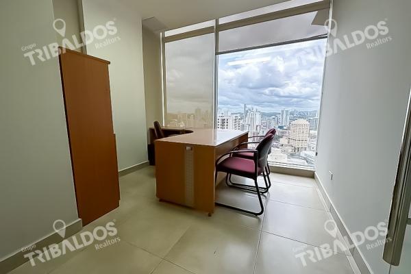 Venta de oficina en obarrio, ph sortis