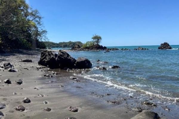 67-hectare oceanfront sanctuary in arena, veraguas
