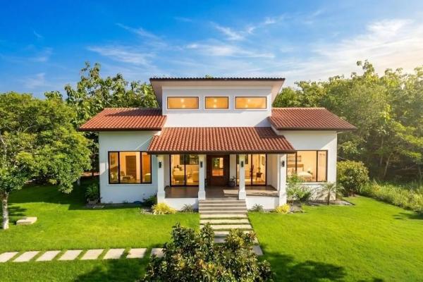 New 3-bedroom villa in boca chica
