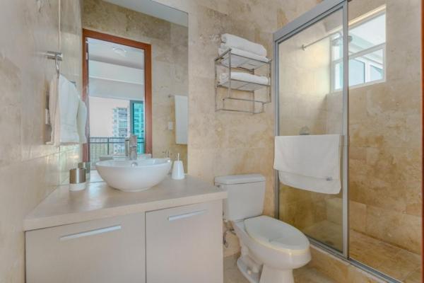 Venta o alquiler de apartamento ph punta barco village