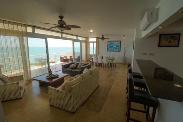 Exclusivo apartamento frente al mar