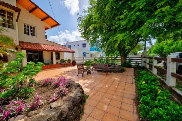 Beachside villa in playa malibu
