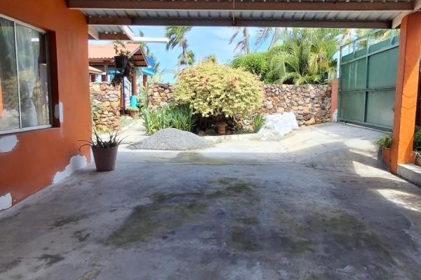 Casa frente al mar en playa el palmar