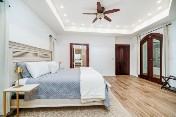 Casa de lujo con jardines en valle escondido boquete