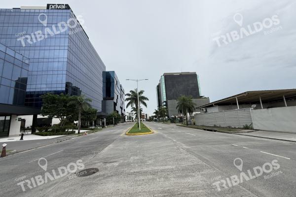 Venta de terreno en santa maria business district