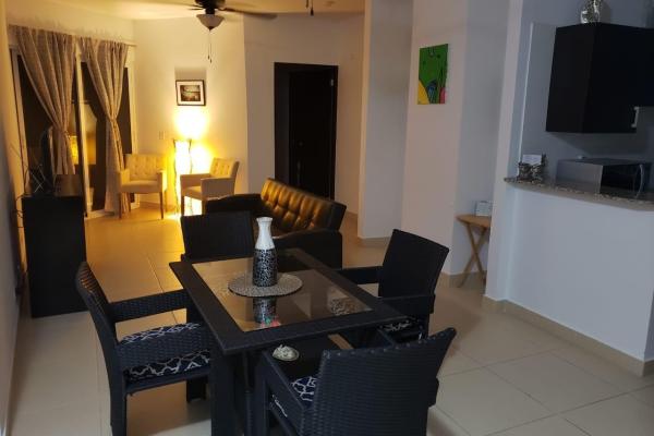Beautiful apartment on farallon beach