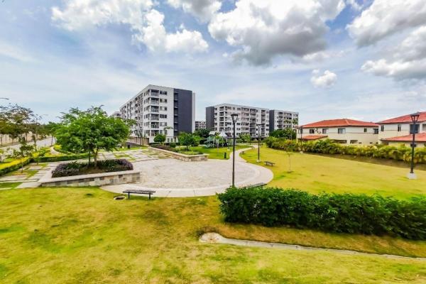 Apartment for sale ph midrise panama pacific