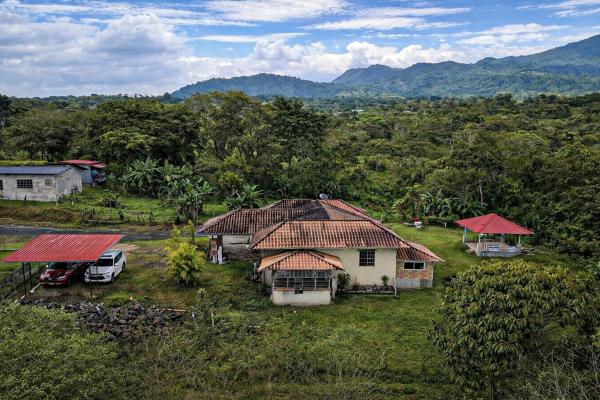 Chiriqui panama mountain house