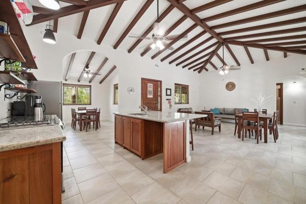 Charming home near los destiladeros beach