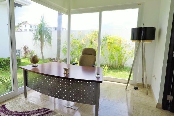 Luxury residence oceanfront