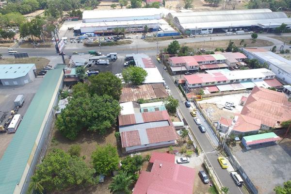 Venta de terreno en milla 8