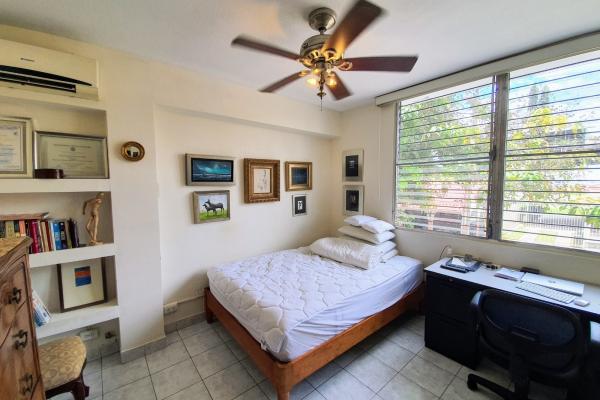 Venta de apartamento en ph dhani, vía porras