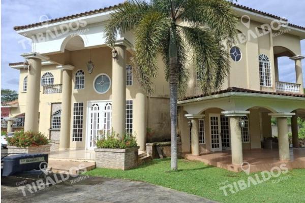 Sale of house in chorrera type chalet