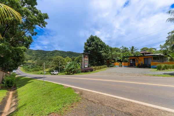 Turnkey restaurant and commercial property