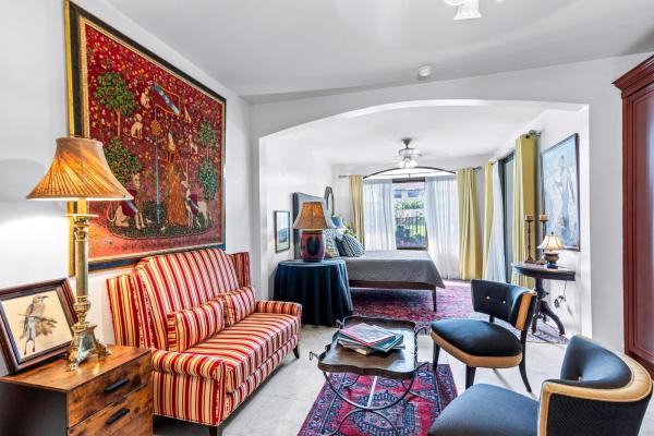 Magnificent mansion in los molinos boquete