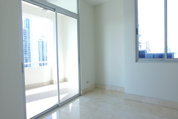 Venta de apartamento en ph torre del parque